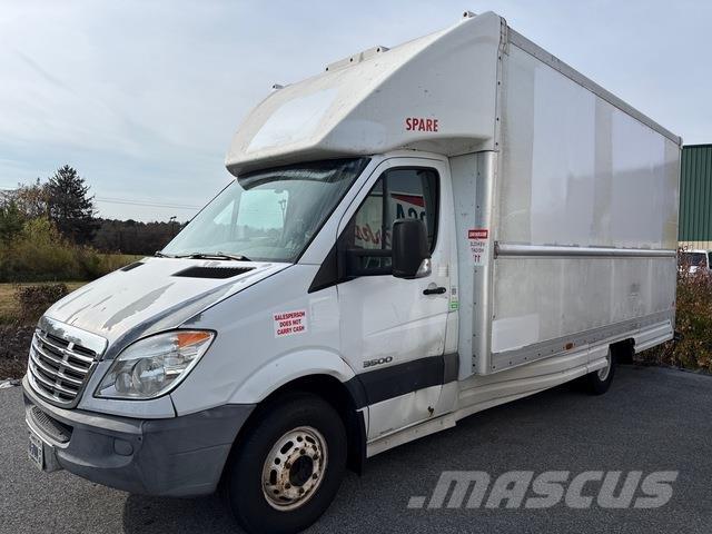 Dodge Sprinter Фургони
