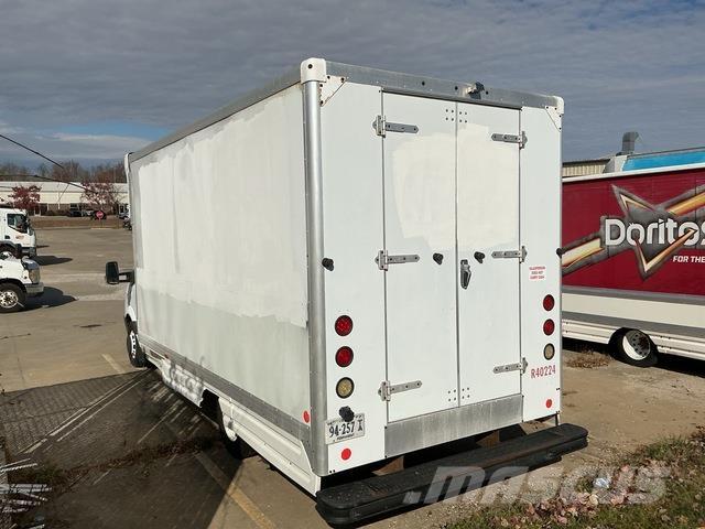 Dodge Sprinter Фургони
