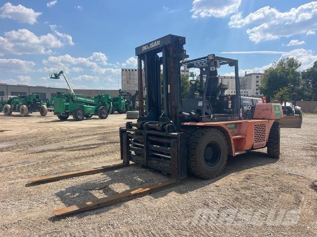 Doosan D160S-5 Вилични кари-повдигачи - други