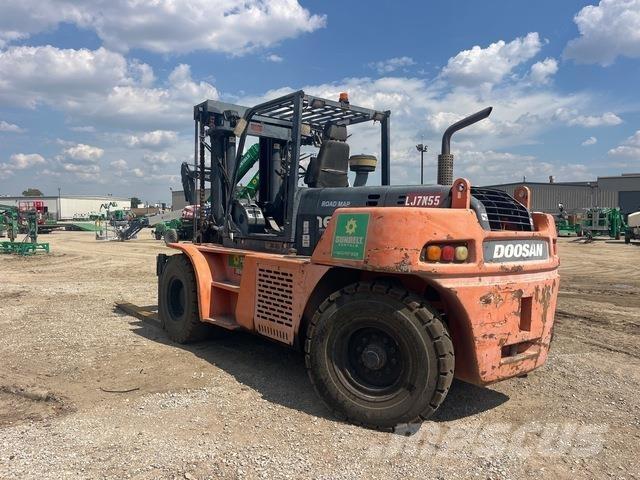 Doosan D160S-5 Вилични кари-повдигачи - други
