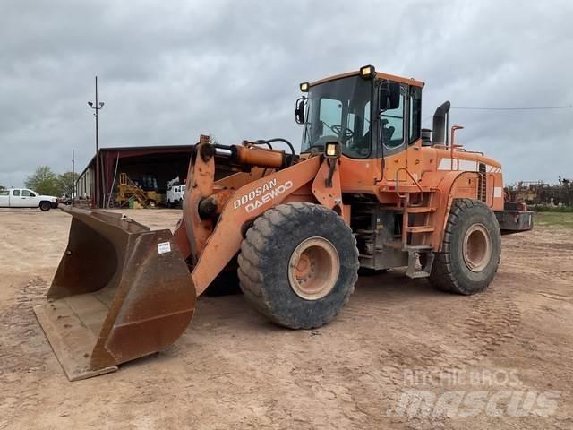 Doosan DL300 Колесни товарачи
