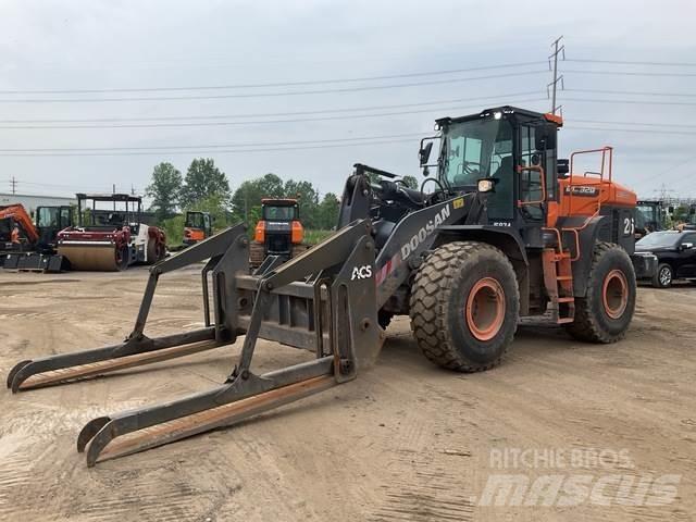 Doosan DL320-7 Колесни товарачи