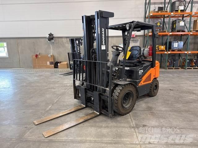 Doosan G25N-7 Строителство - Други