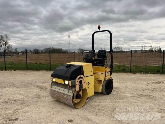 Dynapac CC122C Комбинирани ролки
