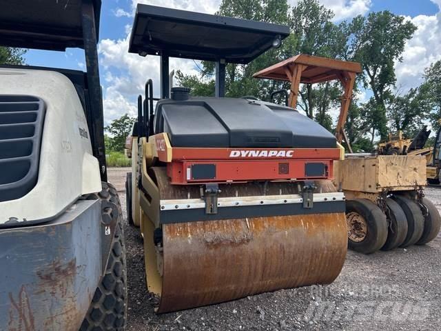 Dynapac CC422C Комбинирани ролки
