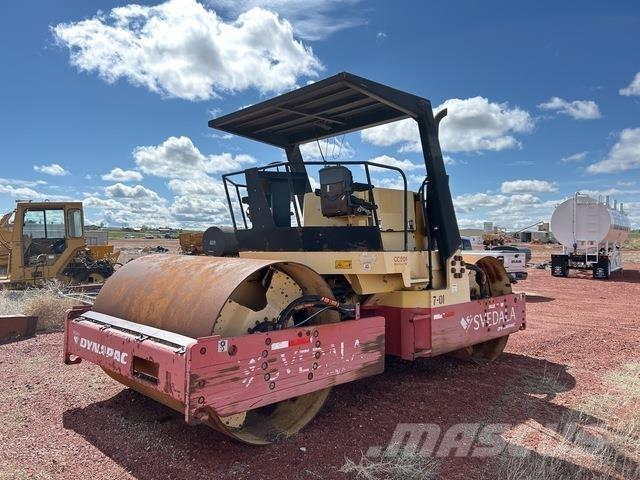 Dynapac CC501 Двойни барабанни ролки
