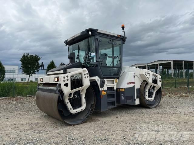 Dynapac CC5200 Двойни барабанни ролки
