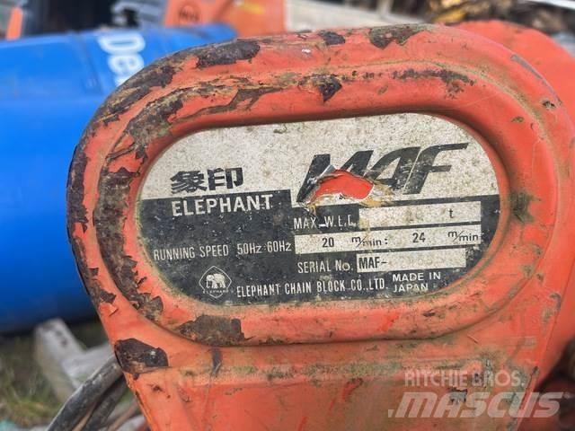  Elephant Мостови и портални кранове