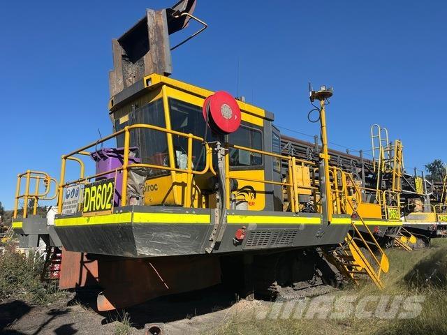 Epiroc PV235 Апаратура за повърхностна редова сеидба