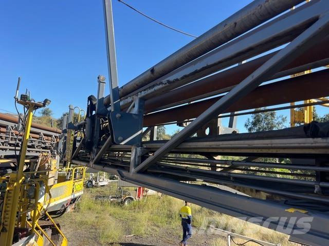 Epiroc PV235 Апаратура за повърхностна редова сеидба