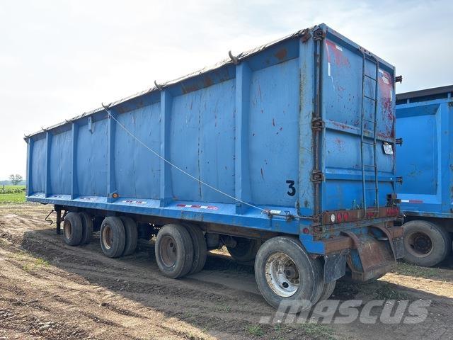  Fanotech Полуремаркета с подвижен под
