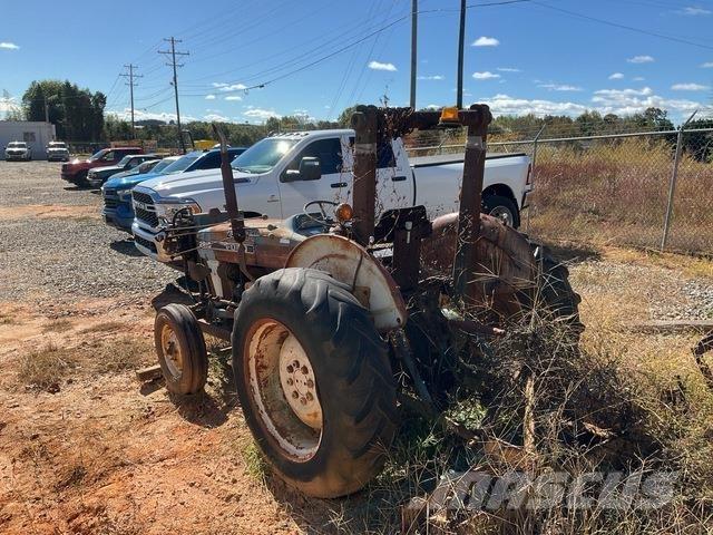 Ford 2810 Компактни трактори