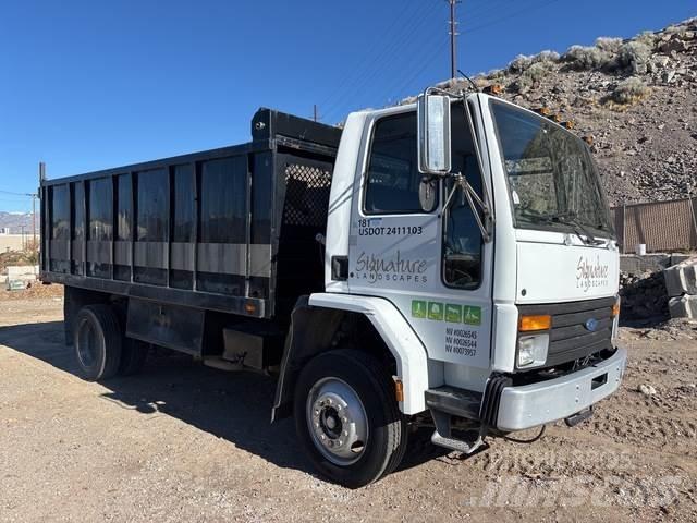 Ford CF8000 Самосвал