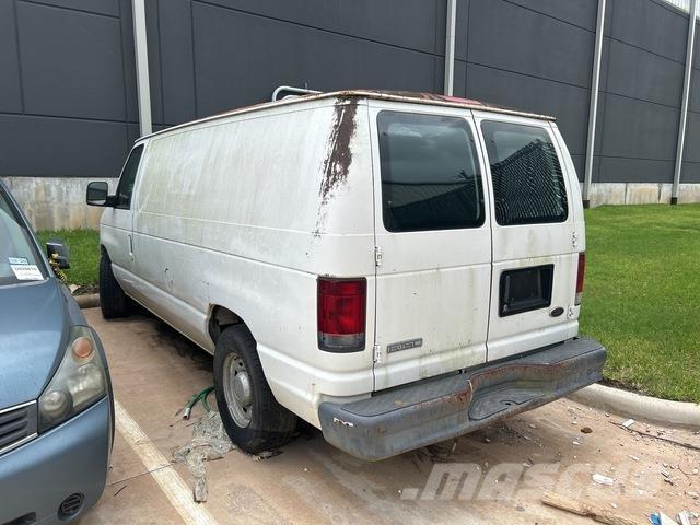Ford E-150 Ванове за доставки