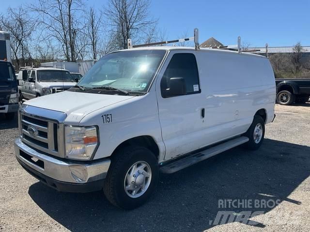 Ford E-250 Ванове за доставки