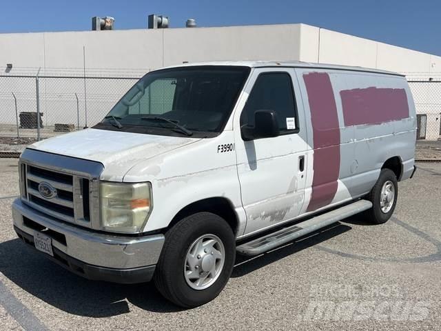 Ford E-250 Ванове за доставки