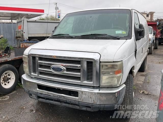 Ford E-350 Ванове за доставки