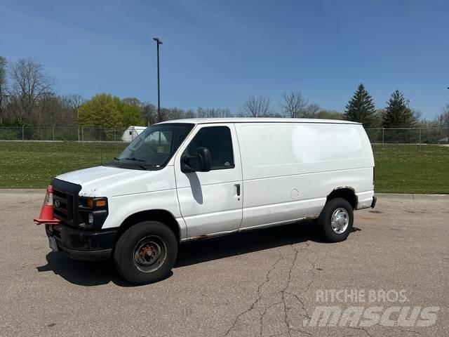 Ford E-350 Ванове за доставки