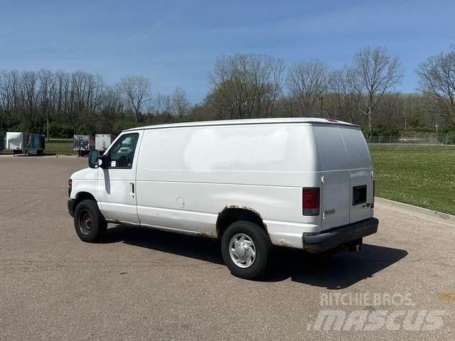 Ford E-350 Ванове за доставки