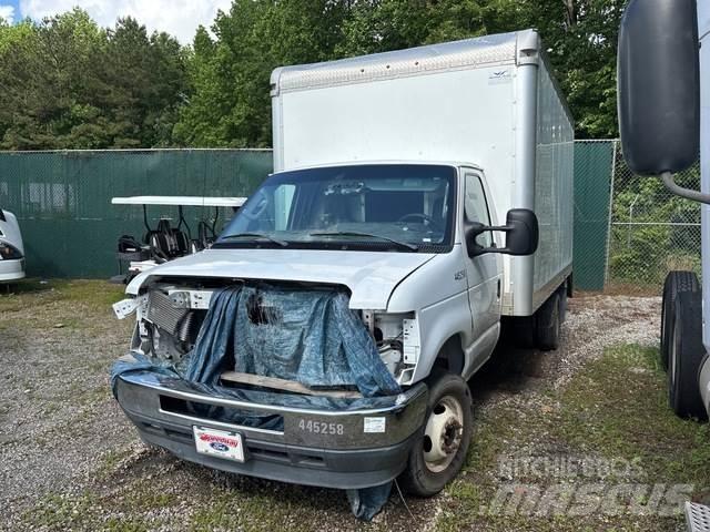 Ford E-350 Каросерии