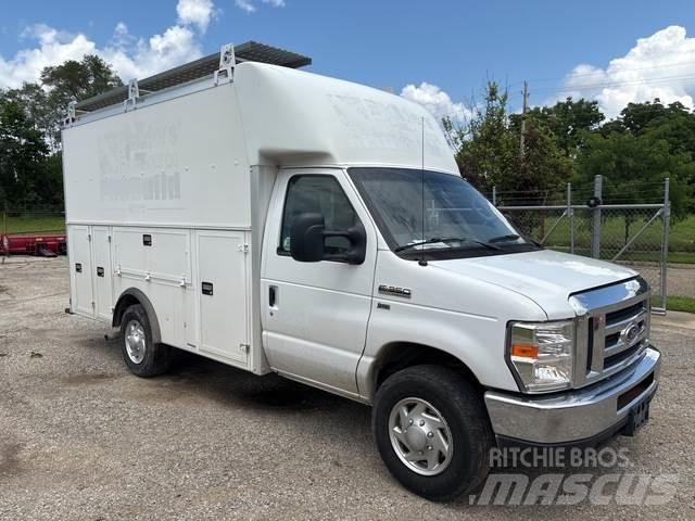 Ford E-350 Ванове за доставки
