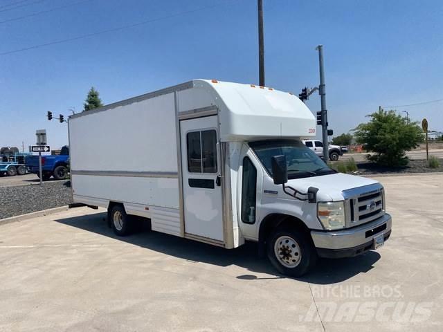 Ford E-350 Ванове за доставки