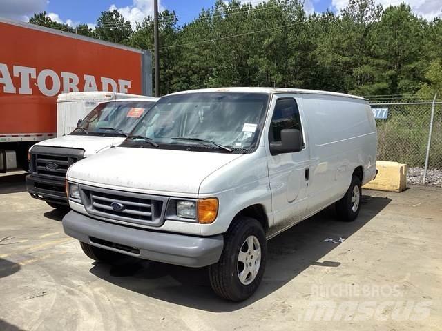 Ford E-350 Ванове за доставки