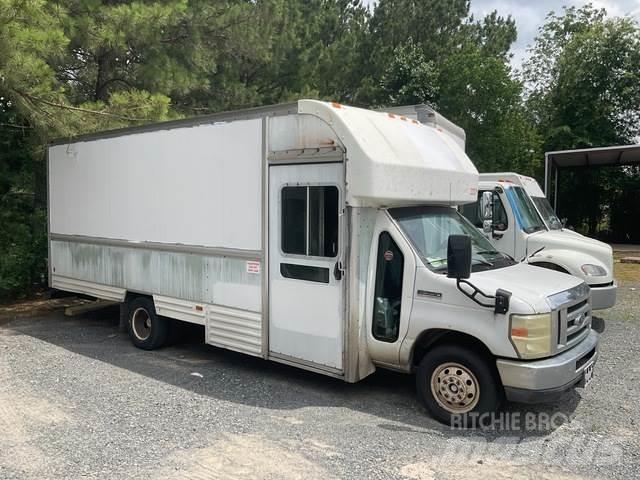 Ford E-350 Ванове за доставки
