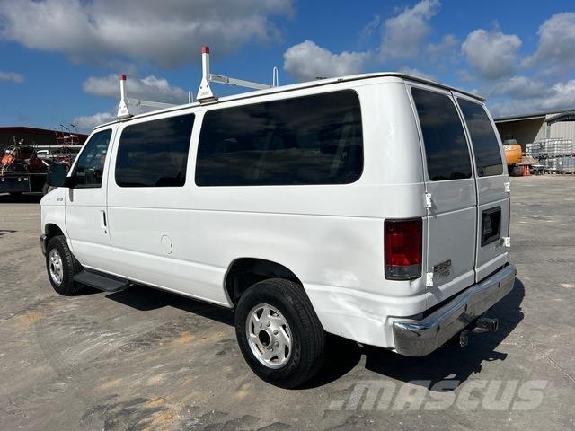 Ford E-350 Коли