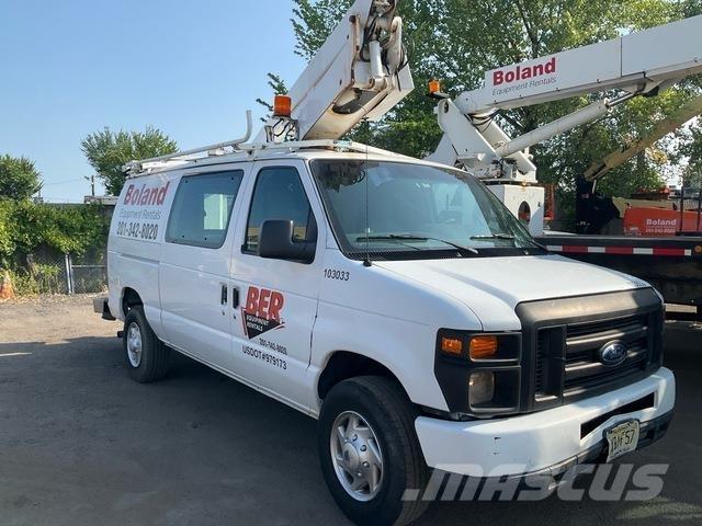Ford E-350 Моторизирани платформи с талига
