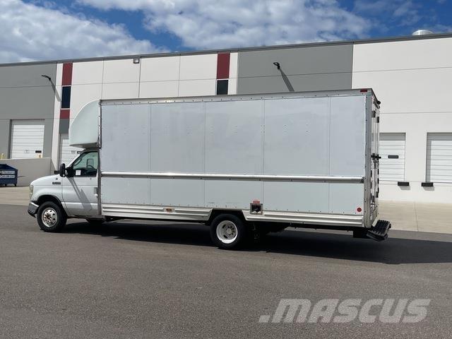Ford E-350 Каросерии