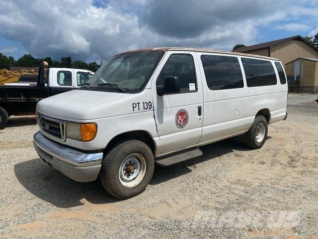 Ford E-350 Коли