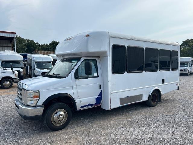 Ford E-350 Мини бусове