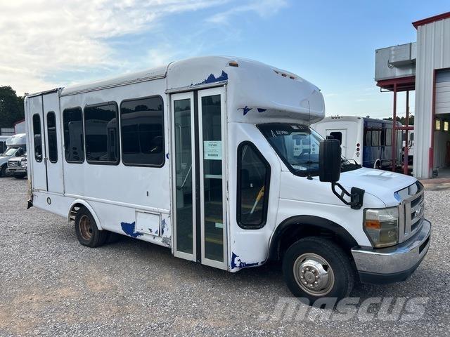 Ford E-350 Мини бусове