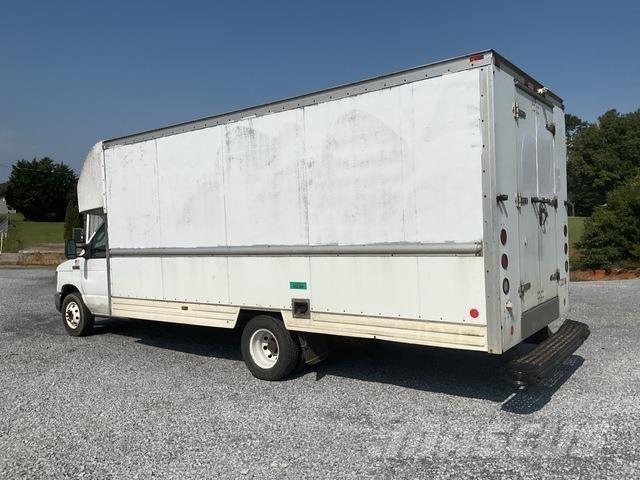 Ford E-350 Box body trucks