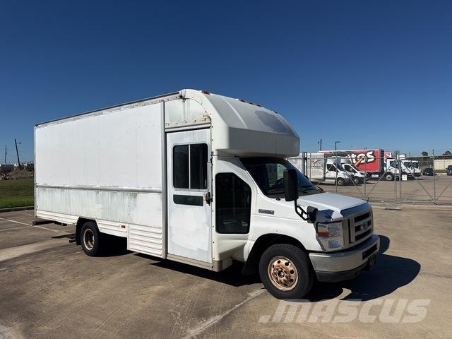 Ford E-350 Каросерии