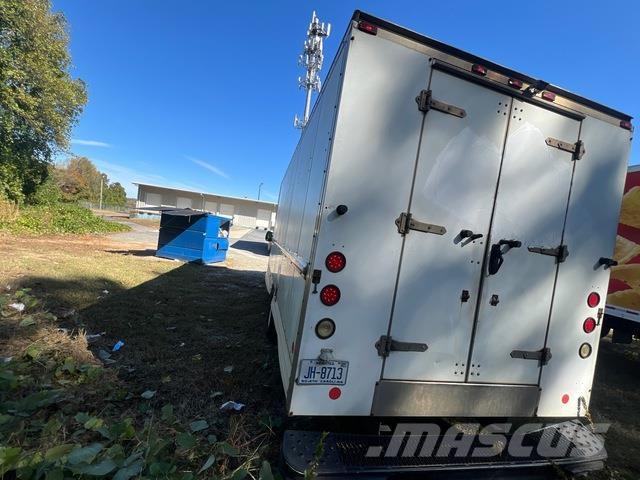 Ford E-350 Каросерии