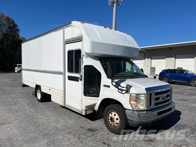 Ford E-350 Каросерии