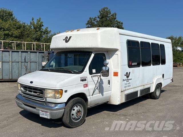 Ford E-450 Мини бусове