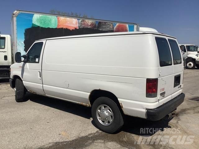 Ford E250 Ванове за доставки