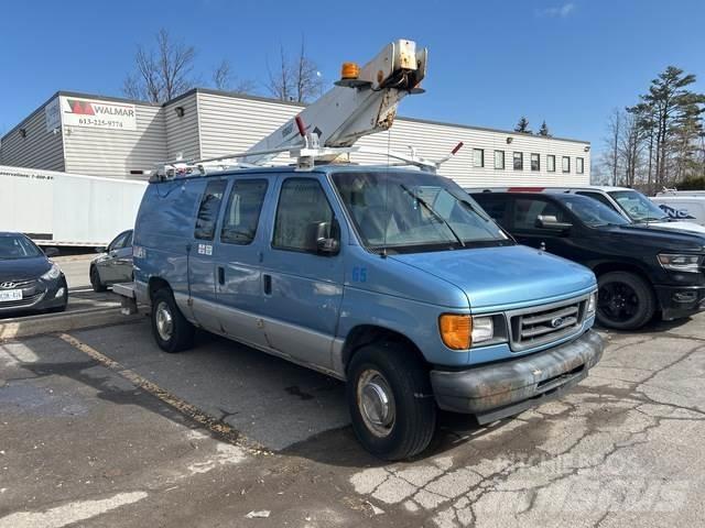 Ford E350 Моторизирани платформи с талига