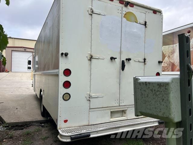 Ford Econoline Фургони
