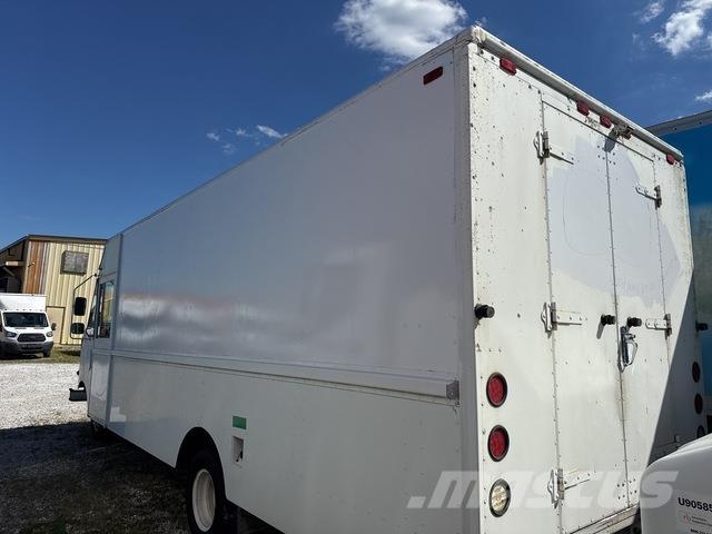 Ford Econoline Фургони
