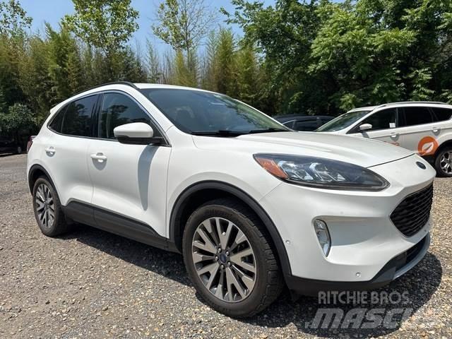 Ford Escape Коли