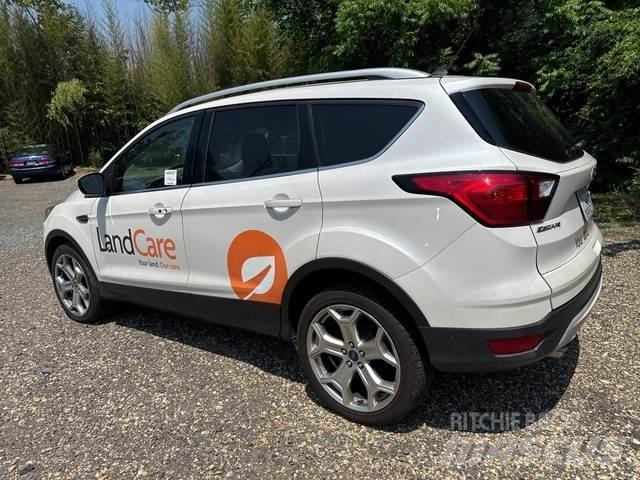 Ford Escape Коли
