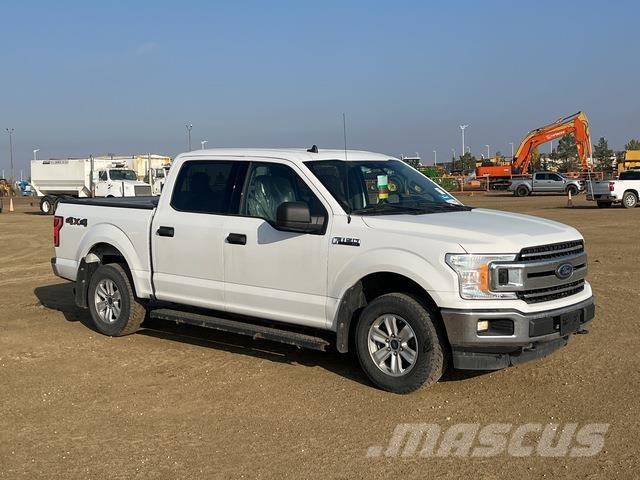 Ford F-150 Пикапи
