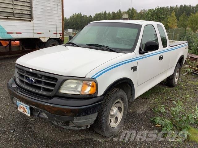 Ford F-150 Пикапи
