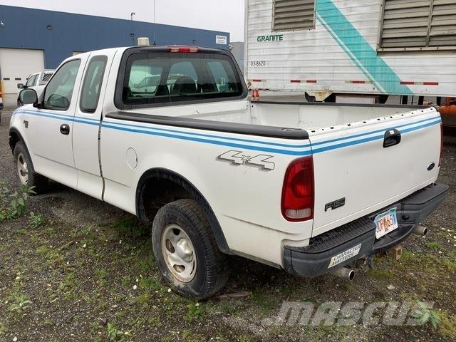 Ford F-150 Пикапи