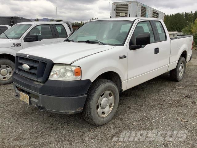 Ford F-150 Пикапи
