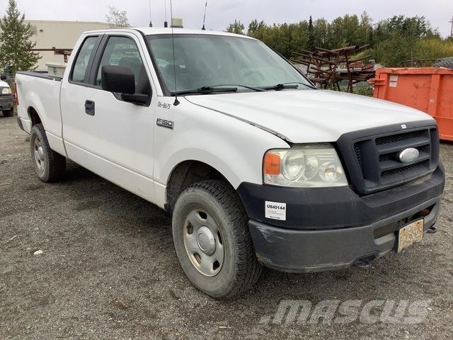 Ford F-150 Пикапи
